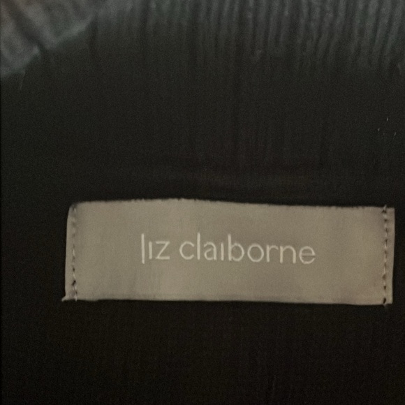 Liz Claiborne Sleeveless Turtleneck - Picture 3 of 7